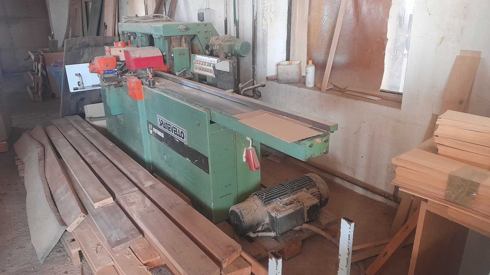 Strugarka 4-stronna 4-wrzecionowa/ SPANEVELLO Vertongen (380V, heavy duty)