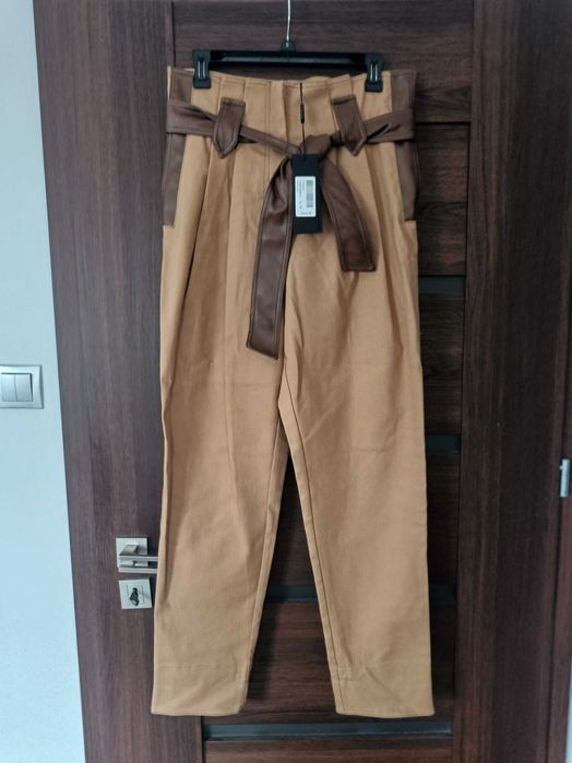 Spodnie z wysokim stanem Babylon