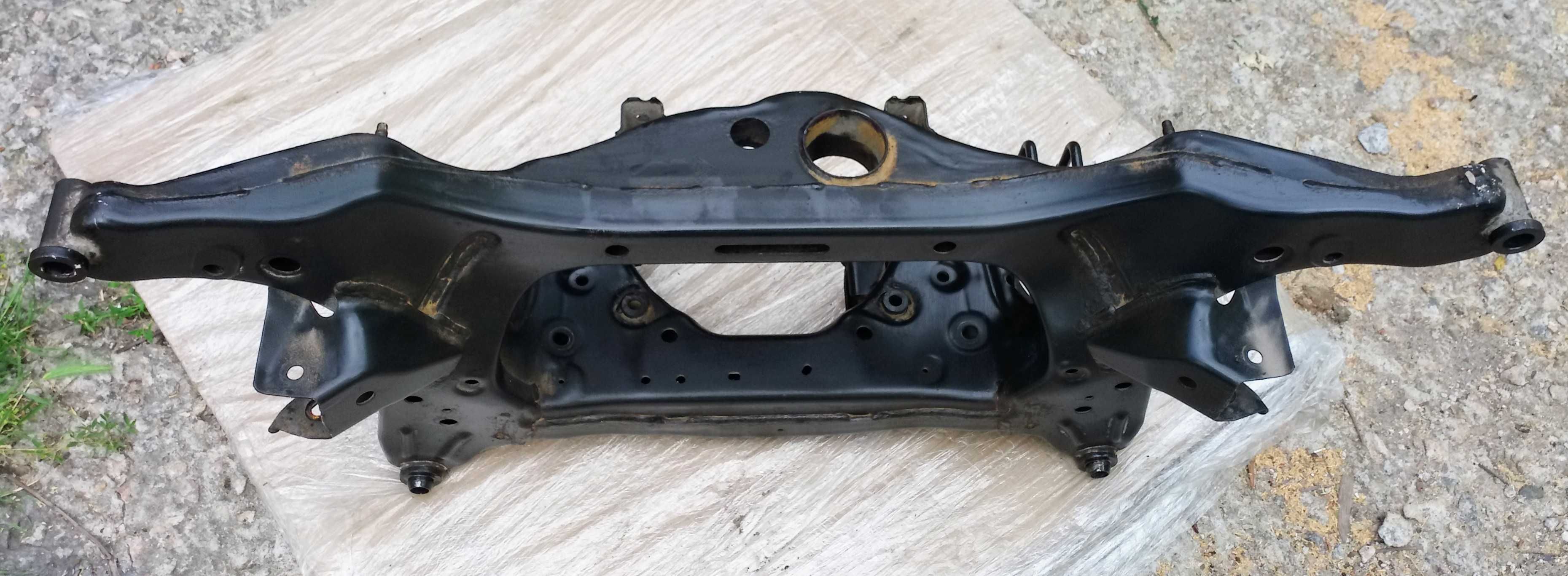 Задняя балка, рычаги, пружины, подушки Nissan Qashqai (J10) 2007-2014: ...