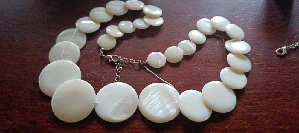 Naszyjnik z masy perłowej