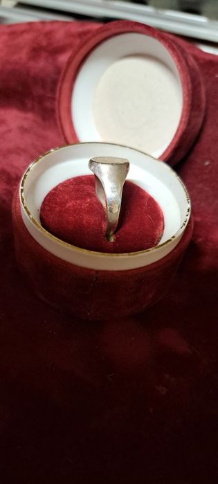 Aneis em prata homem.