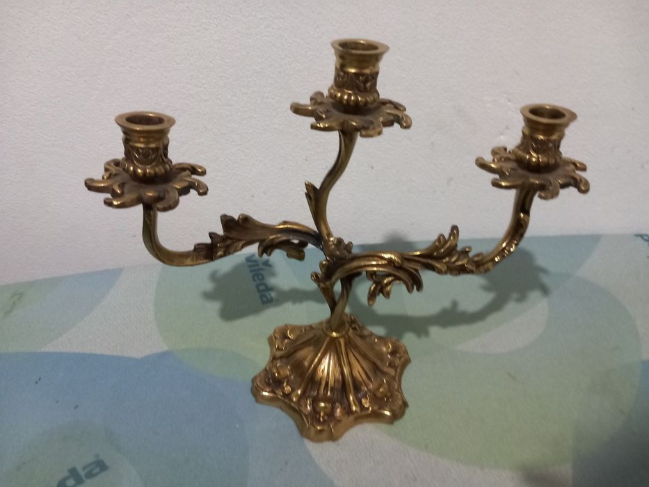 Castiçal  de velas em metal