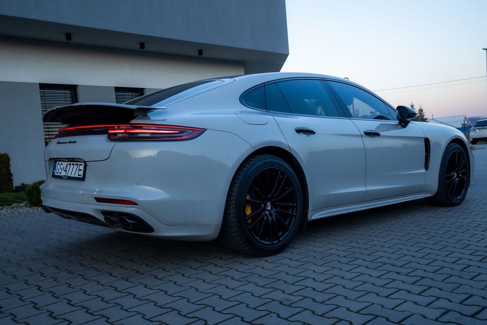 Porsche Panamera 550 KM, Burmester Porsche