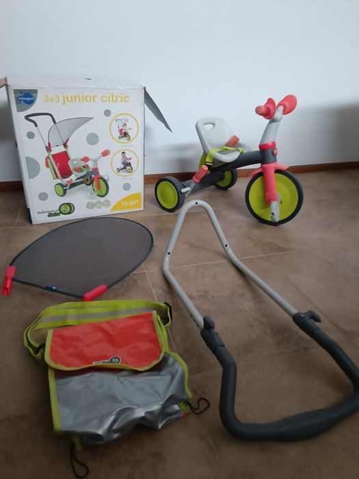 Triciclo para duas etapas com mala e pára-sol