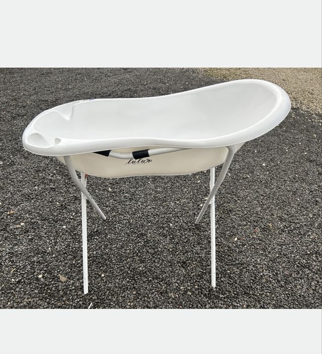 Oddam wanienke dla dziecka ze stelazem