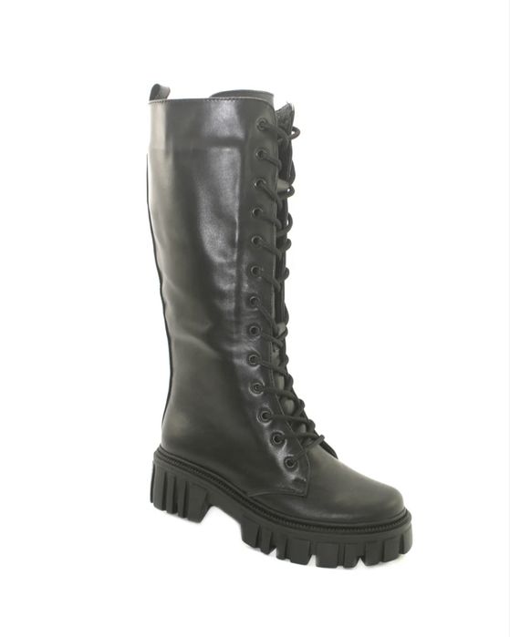 Зимние высокие ботинки берцы на шнуровке