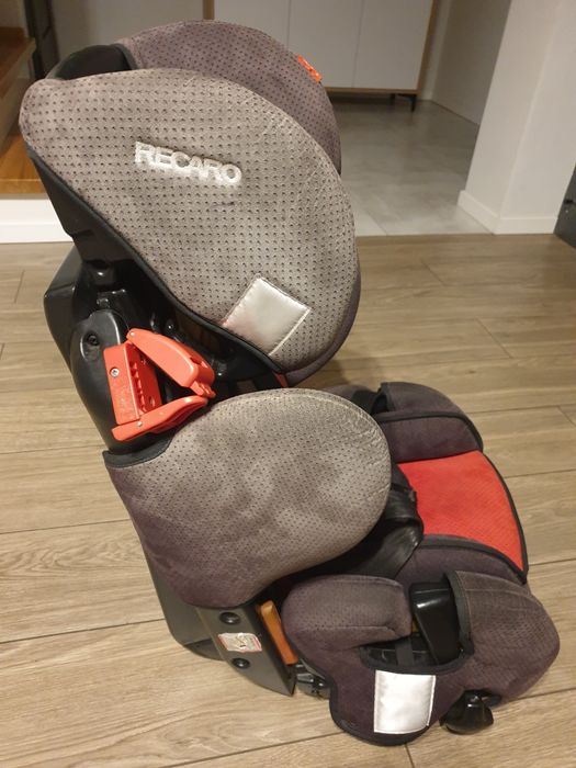 Fotelik samochodowy Recaro Young Sport