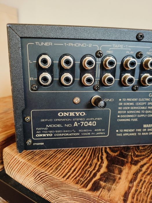 Wzmacniacz ONKYO A-7040  1979 rok