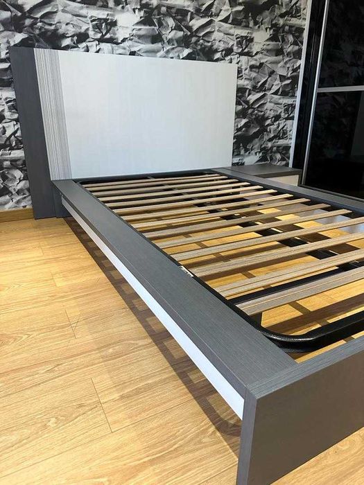 Single bed64309733503363124