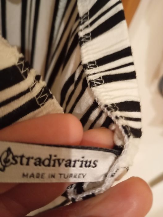 Macacão Stradivarius usado
