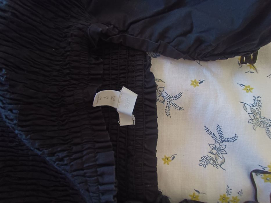 macacão preto , mulher