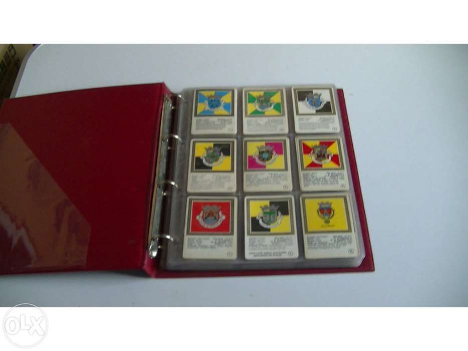 Pasta com Colecção de Calendários Completa