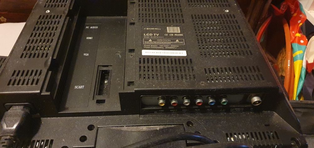 Tv Crown LCD em bom estado