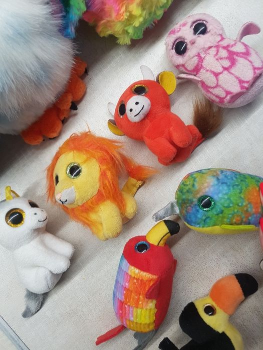 Ty іграшки з бличкучими круглими очима дуже гарні багато колекція наша