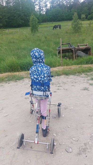 Chodzik nf walker