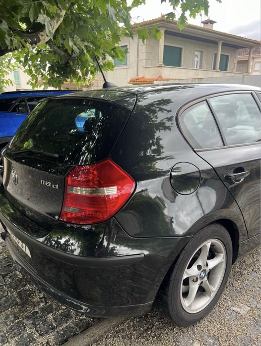 BMW série 118d 2008