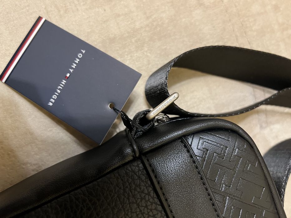 Чоловіча сумка Tommy Hilfiger чорна через плече | стильна месенджер | нова