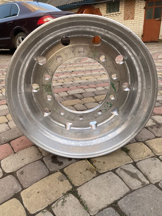 Титановий диск R22.5