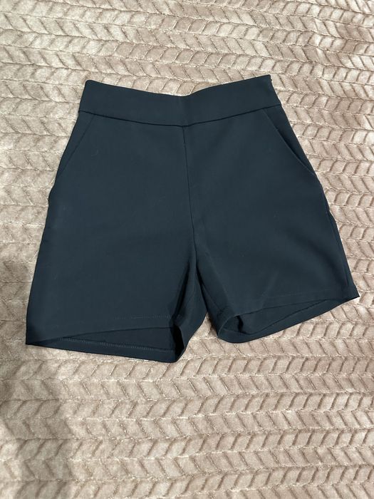 Чорні шорти, брючні шорти, класичні