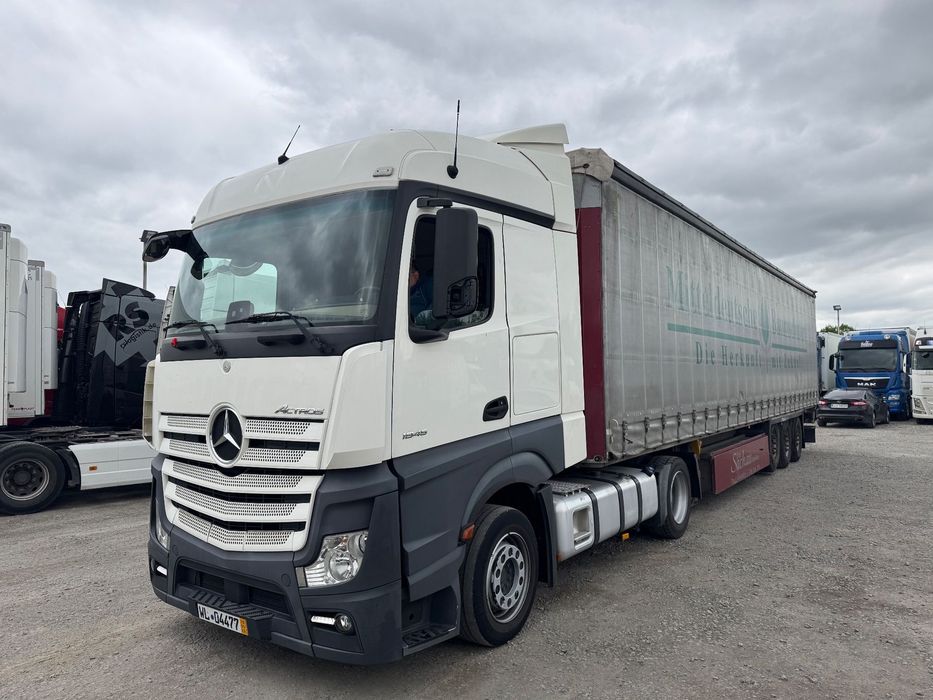 Mercedes-Benz
