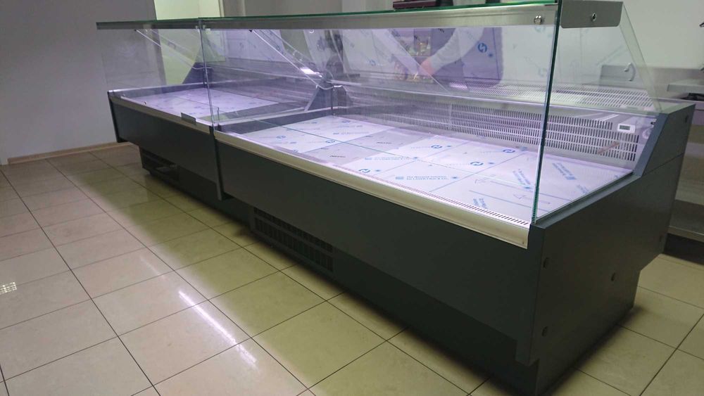 Lada chłodnicza witryna GRAVIS 308 CM NOWA OD RĘKI LADY CHŁODNICZE