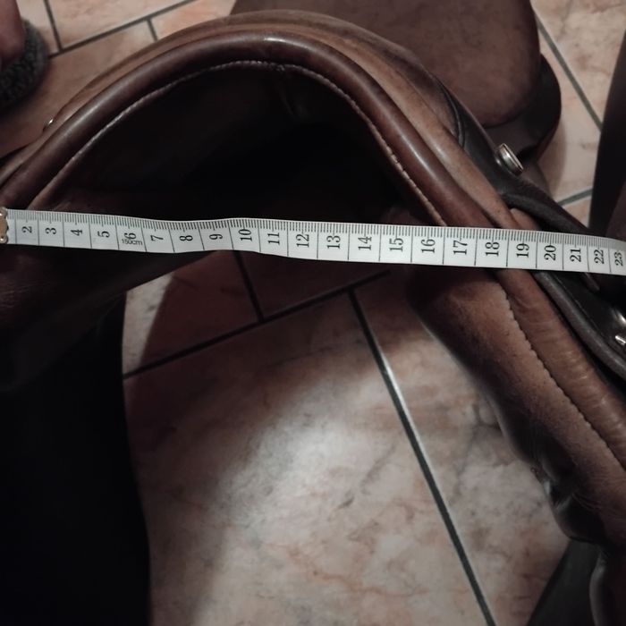 Siodło Wszechstronne 18" Skórzane + pas