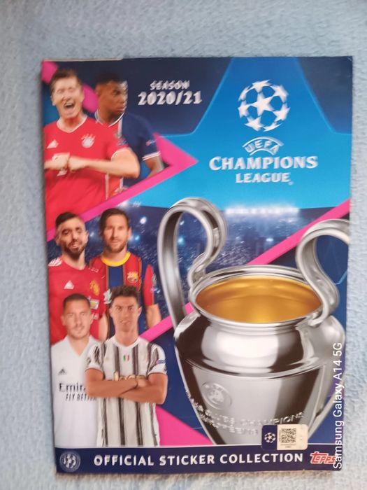 Caderneta de futebol-