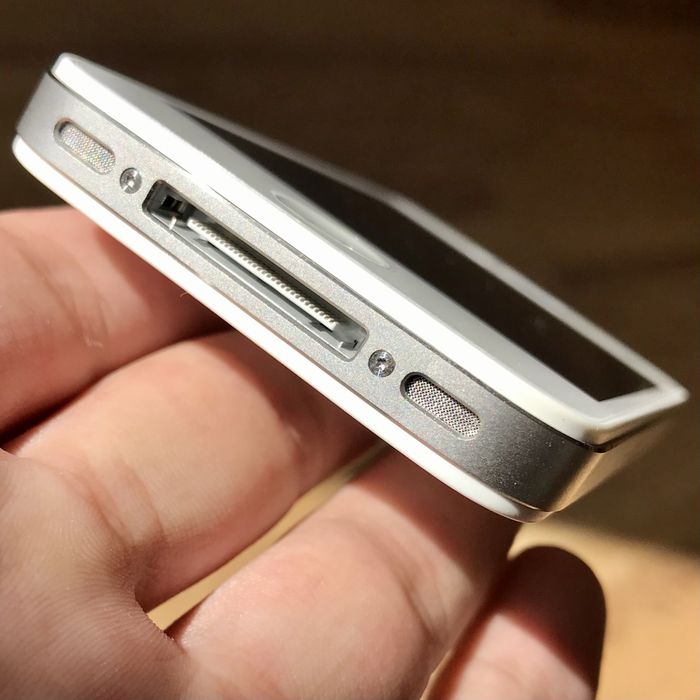 Рідкісний iPhone 4 8GB