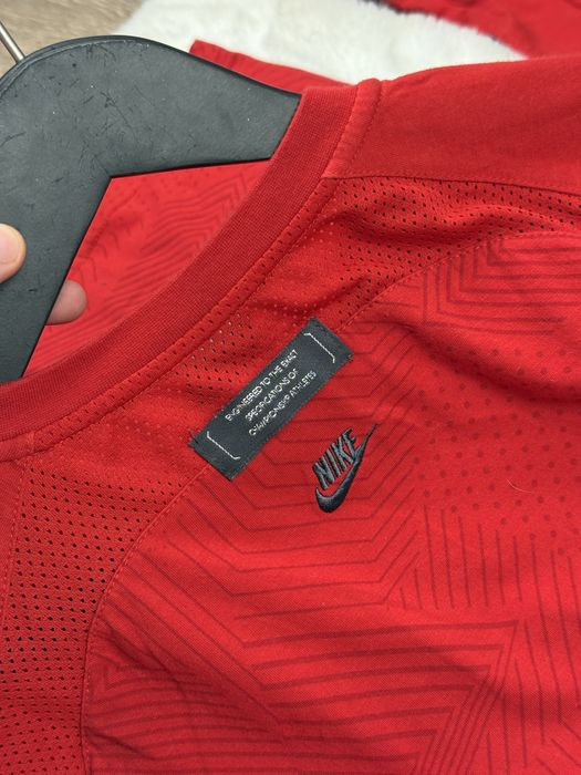 Кофта / Світшот Nike