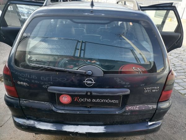 Para Peças Opel Vectra B Combi (J96)