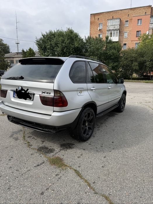 Авто БМВ Х5 3,0Дизель