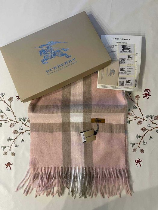 Шарф Burberry в клітинку рожевий