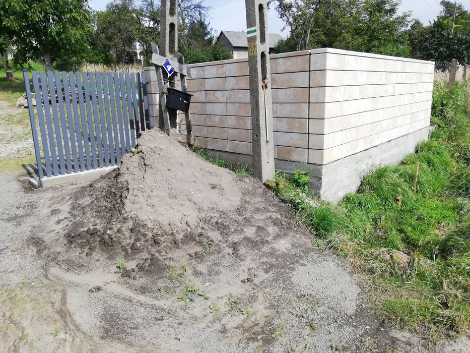 Ogrodzenia z pustaka,fundamenty,demontaż starych ogrodzen