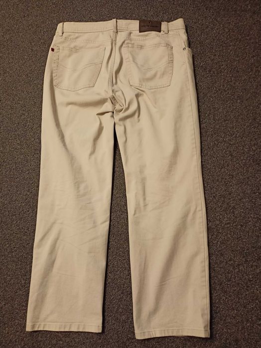 Spodnie Pierre Cardin rozm. W34L30 beżowe/kremowe, idealny stan,męskie