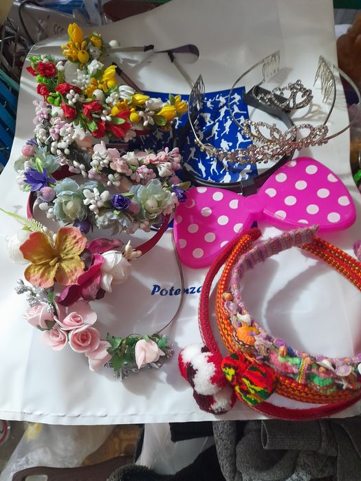 Обручі  різні  корони недорого