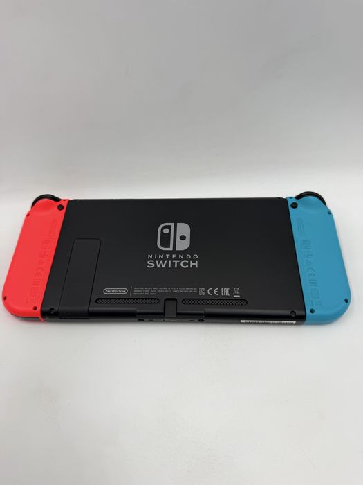 Konsola Nintendo  Switch V2 + Pokrowiec Gwarancja