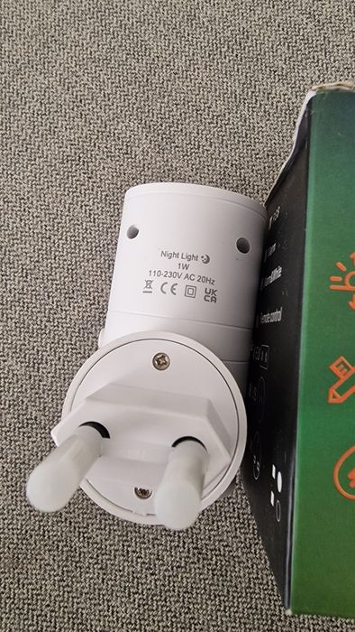 Luz noturna com sensor