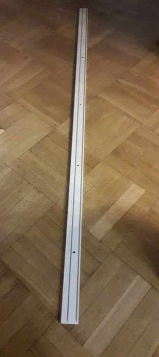 Karnisz 199cm przystosowany do plastikowych żabek. stan bdb.