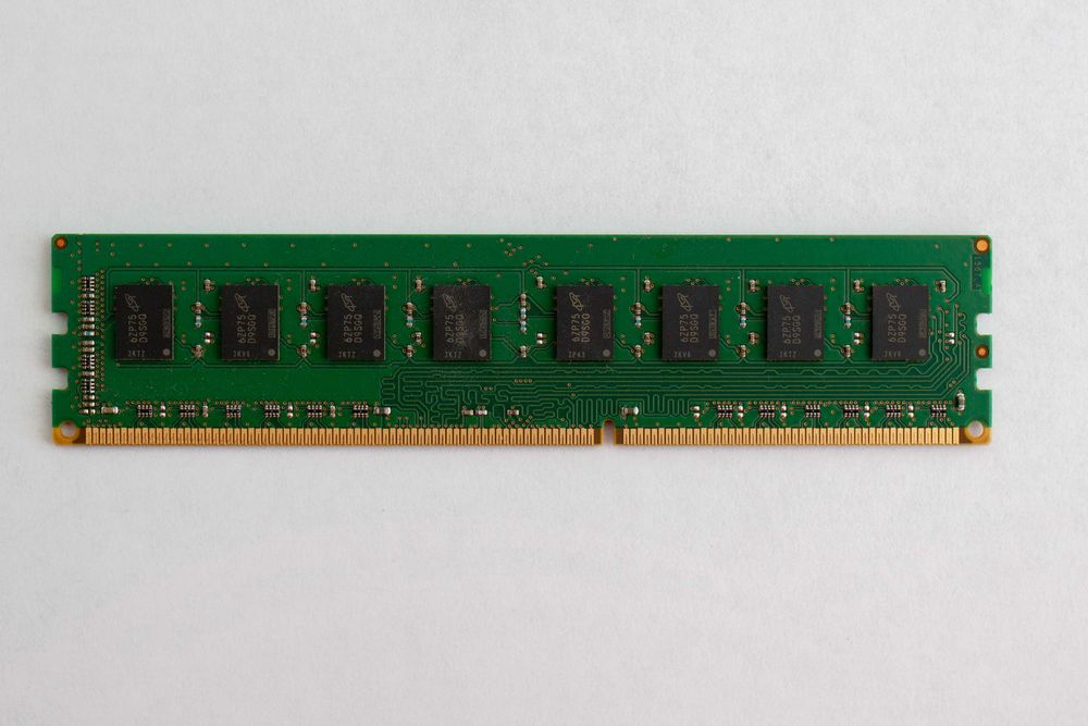 Оперативна памʼять DDR3L 8GB Micron