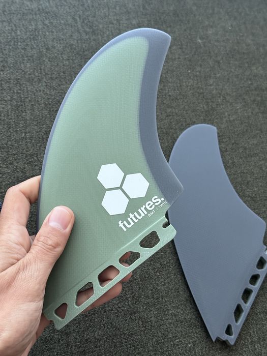 Quilhas TwinFin Britt Merrick