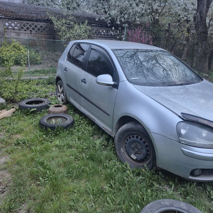 Доброго дня. До вашої уваги гольф 5