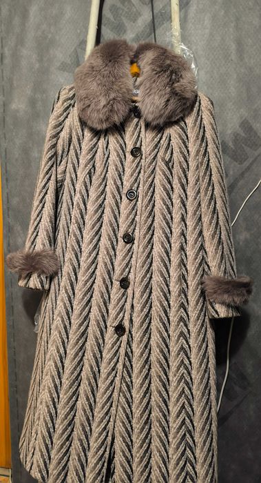 54 розмір. Жіноче пальто.