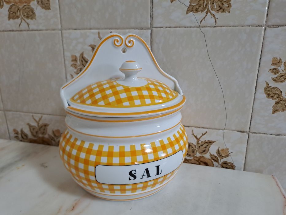 Potes de cozinha decorativos em porcelana