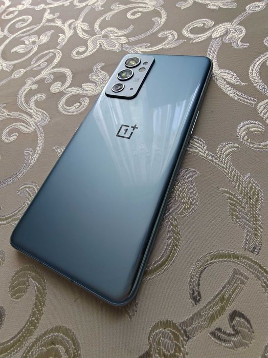 Телефон Oneplus 9rt global