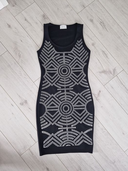 Sukienka cekinową sylwester bodycon mini