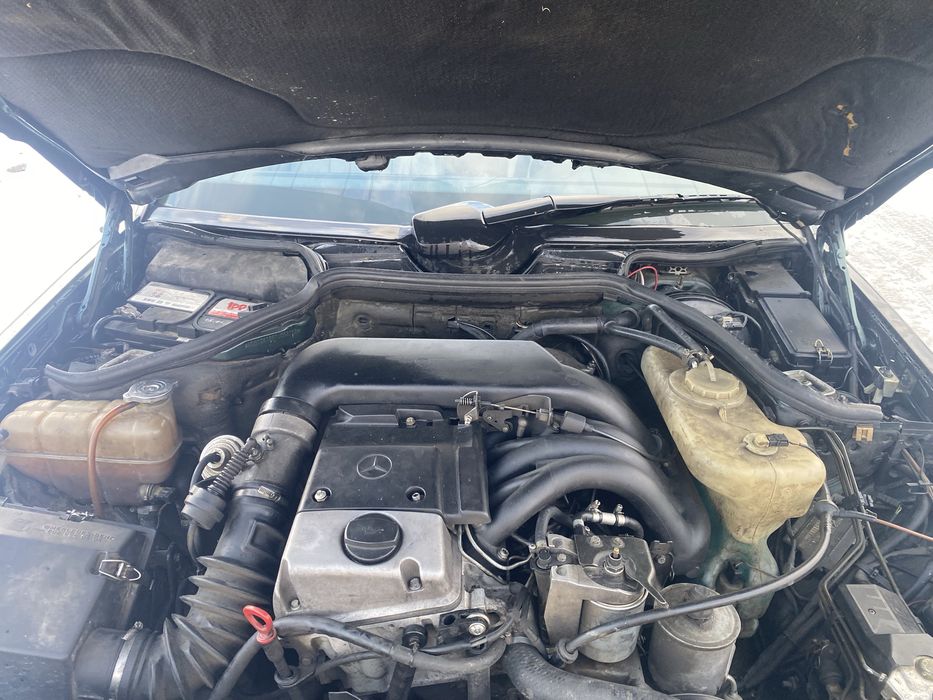 Продом мерседес бенс є клас