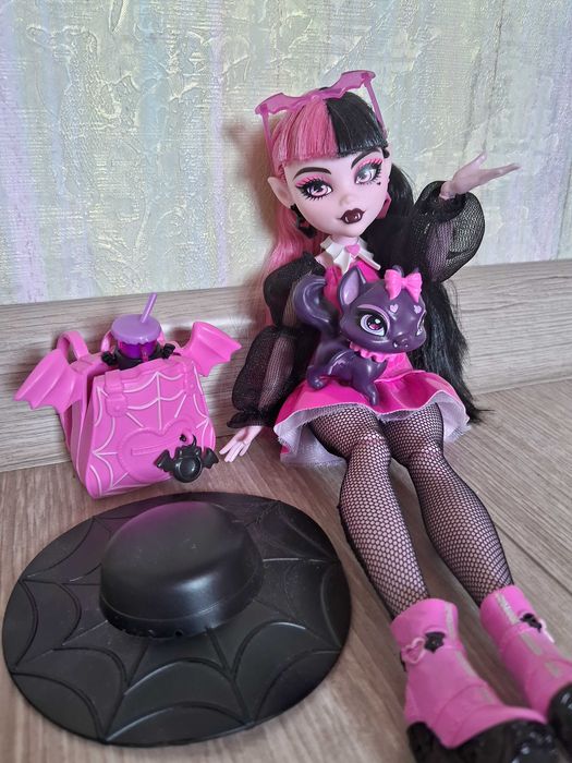 Дракулаура G3 Monster High