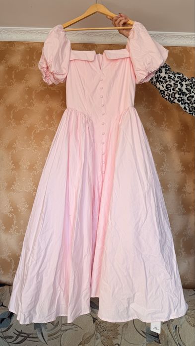 Рожева максі сукня в стилі Бріджертонів