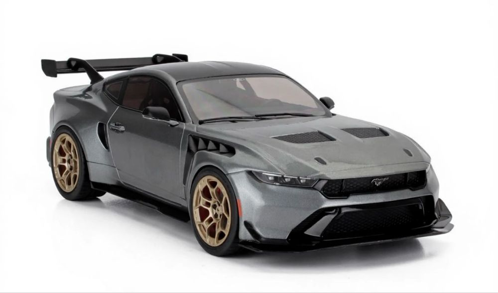 IXO Ford Mustang GTD 1/18