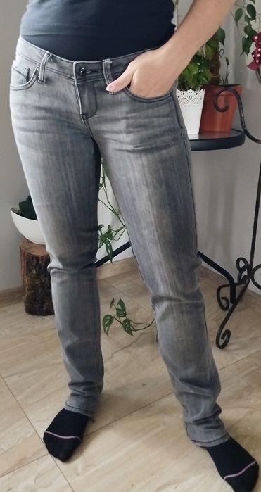 Mega jeansy mng biodrówki m